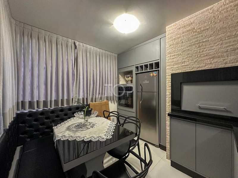 DUPLEX MOBILIADO EM MEIA PRAIA: 8ª foto da galeria de imagens do imóvel