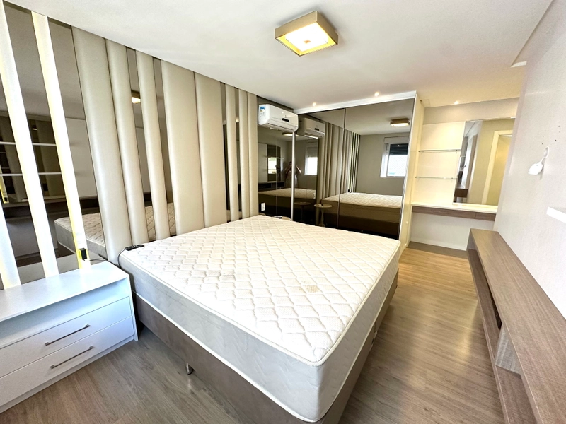 APARTAMENTO MOBILIADO EM MEIA PRAIA: 49ª foto da galeria de imagens do imóvel