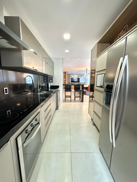 APARTAMENTO MOBILIADO EM MEIA PRAIA: 32ª foto da galeria de imagens do imóvel