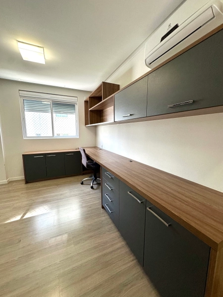 APARTAMENTO MOBILIADO EM MEIA PRAIA: 10ª foto da galeria de imagens do imóvel
