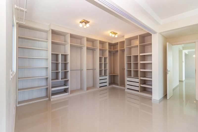 APARTAMENTO EM MEIA PRAIA: 9ª foto da galeria de imagens do imóvel