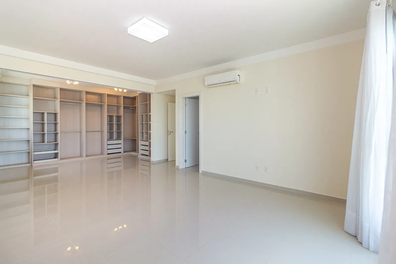 APARTAMENTO EM MEIA PRAIA: 5ª foto da galeria de imagens do imóvel