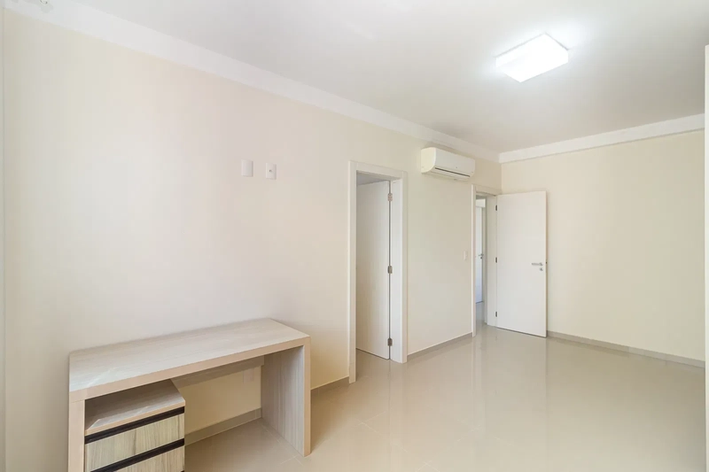 APARTAMENTO EM MEIA PRAIA: 25ª foto da galeria de imagens do imóvel