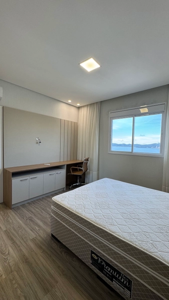 APARTAMENTO 5 SUÍTES EM MEIA PRAIA: 4ª foto da galeria de imagens do imóvel