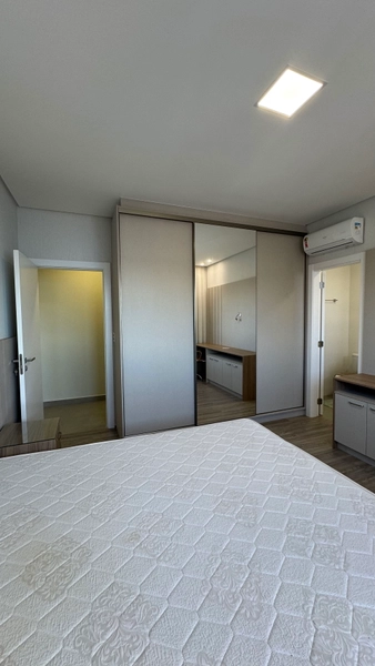 APARTAMENTO 5 SUÍTES EM MEIA PRAIA: 8ª foto da galeria de imagens do imóvel