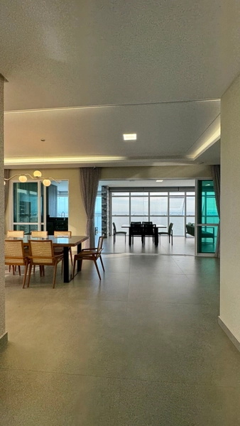 APARTAMENTO 5 SUÍTES EM MEIA PRAIA: 12ª foto da galeria de imagens do imóvel