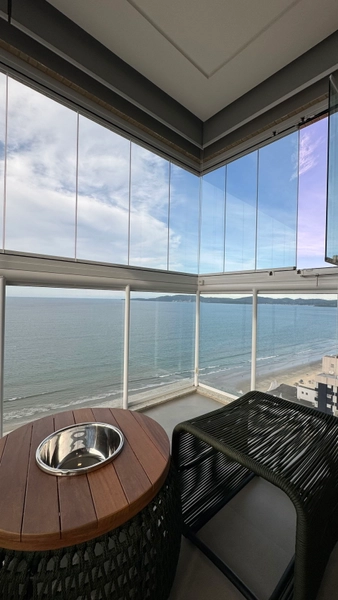 APARTAMENTO 5 SUÍTES EM MEIA PRAIA: 10ª foto da galeria de imagens do imóvel