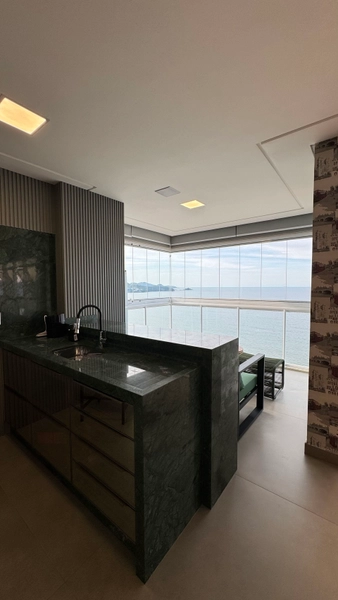 APARTAMENTO 5 SUÍTES EM MEIA PRAIA: 20ª foto da galeria de imagens do imóvel