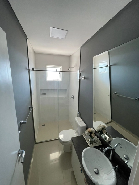APARTAMENTO NO CENTRO DE ITAPEMA: 36ª foto da galeria de imagens do imóvel