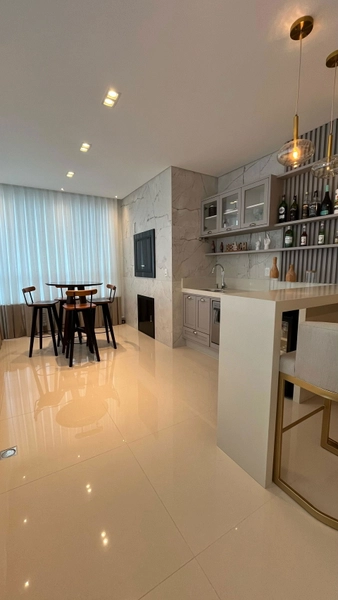 APARTAMENTO MOBILIADO EM MEIA PRAIA: 7ª foto da galeria de imagens do imóvel