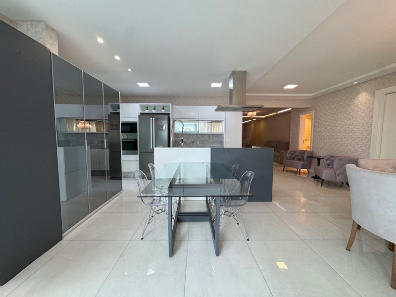 APARTAMENTO 4 SUITES EM ITAPEMA: 4ª foto da galeria de imagens do imóvel