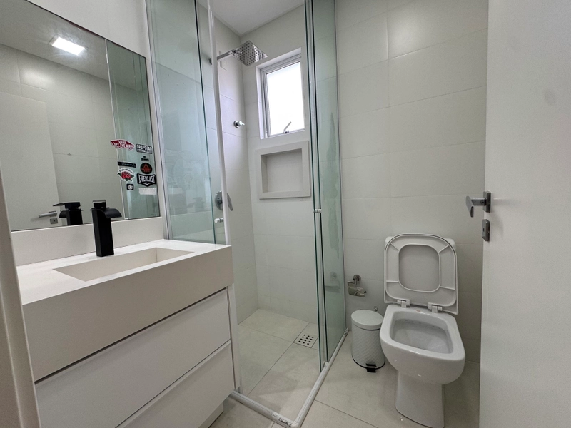 APARTAMENTO 4 SUITES EM ITAPEMA: 23ª foto da galeria de imagens do imóvel
