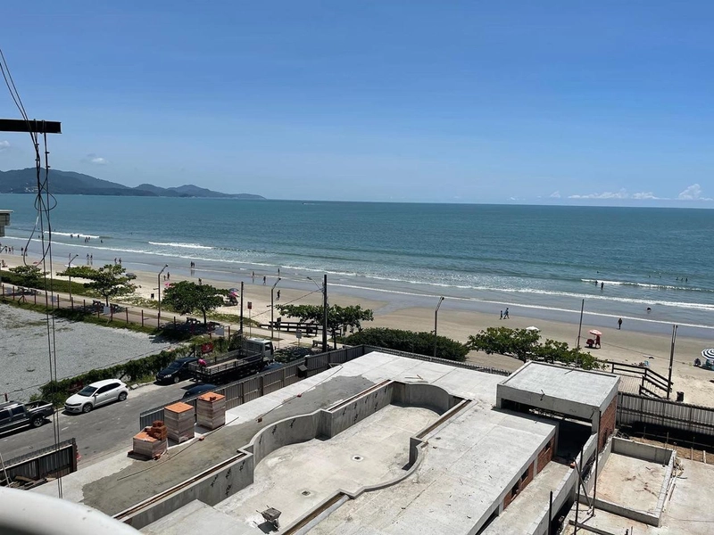APARRTAMENTO EM ITAPEMA: 2ª foto da galeria de imagens do imóvel