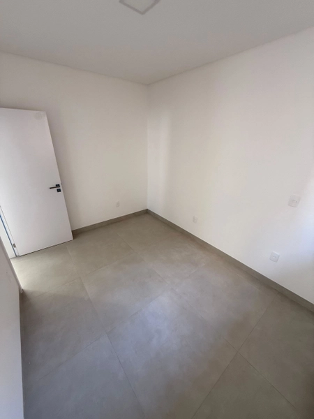 APARTAMENTO EM ITAPEMA: 6ª foto da galeria de imagens do imóvel