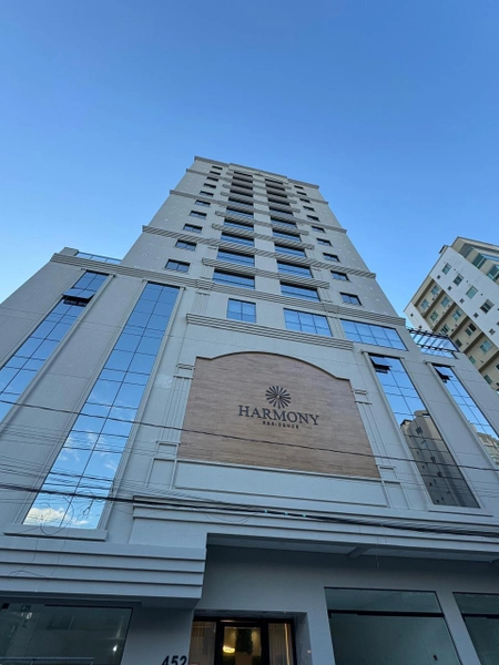 APARTAMENTO EM MEIA PRAIA: 2ª foto da galeria de imagens do imóvel