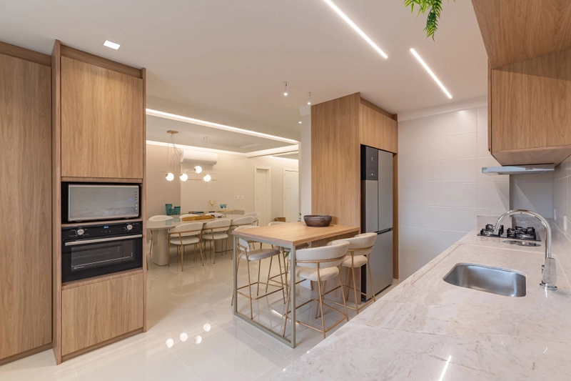 APARTAMENTO EM MEIA PRAIA: 24ª foto da galeria de imagens do imóvel