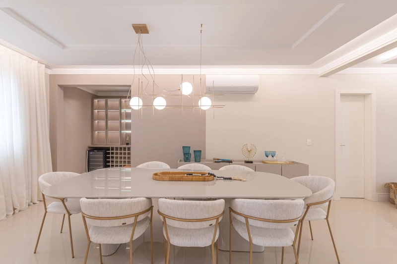 APARTAMENTO EM MEIA PRAIA: 17ª foto da galeria de imagens do imóvel