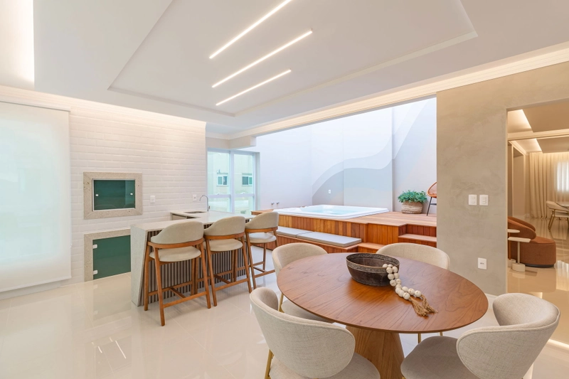 APARTAMENTO EM MEIA PRAIA: 9ª foto da galeria de imagens do imóvel