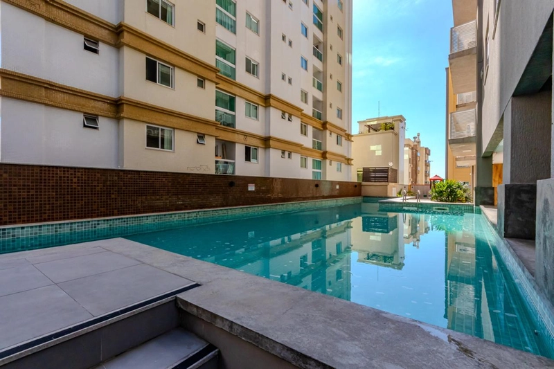 APARTAMENTO DE 4 SUÍTES EM MEIA PRAIA: 3ª foto da galeria de imagens do imóvel