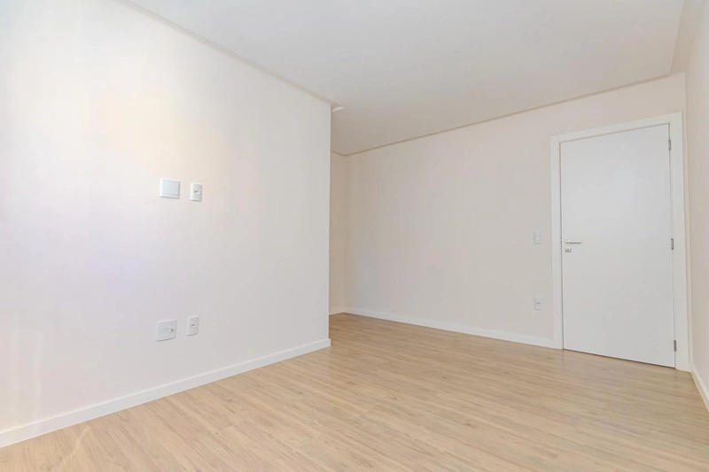 APARTAMENTO DE 4 SUÍTES EM MEIA PRAIA: 17ª foto da galeria de imagens do imóvel