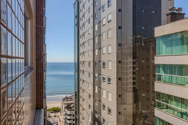 APARTAMENTO DE 4 SUÍTES EM MEIA PRAIA: 7ª foto da galeria de imagens do imóvel