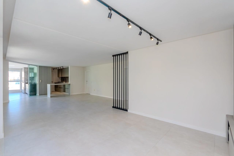 APARTAMENTO DE 4 SUÍTES EM MEIA PRAIA: 33ª foto da galeria de imagens do imóvel