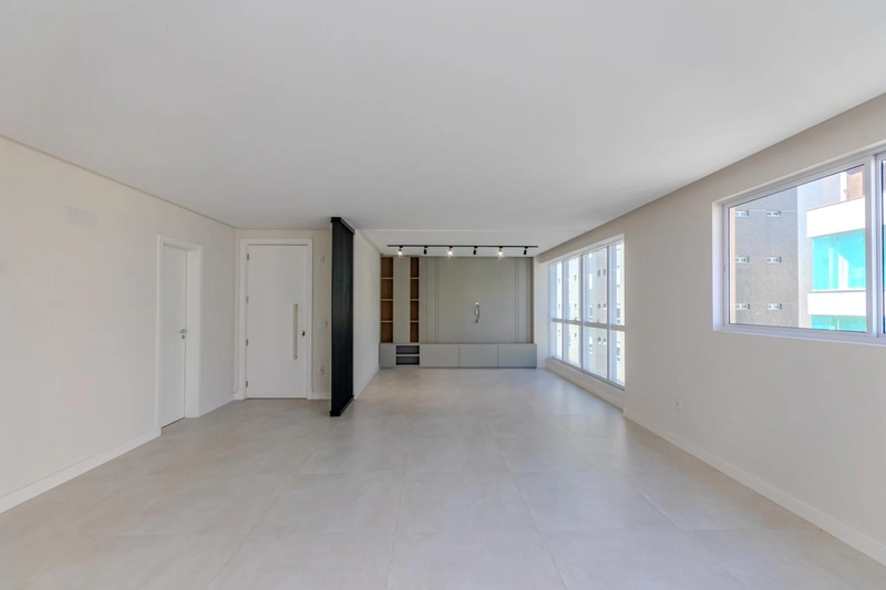 APARTAMENTO DE 4 SUÍTES EM MEIA PRAIA: 21ª foto da galeria de imagens do imóvel