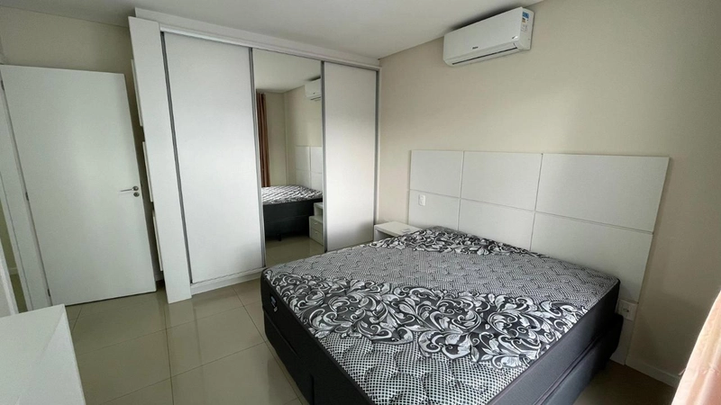 APARTAMENTO MOBILIADO EM MEIA PRAIA: 18ª foto da galeria de imagens do imóvel