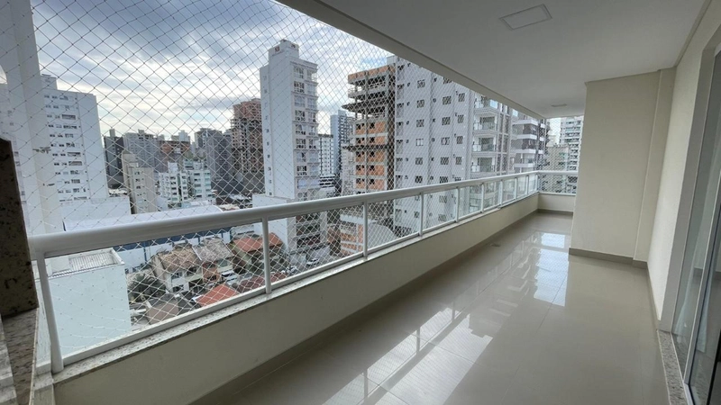 APARTAMENTO MOBILIADO EM MEIA PRAIA: 1ª foto da galeria de imagens do imóvel