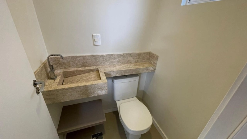 APARTAMENTO MOBILIADO EM MEIA PRAIA: 22ª foto da galeria de imagens do imóvel