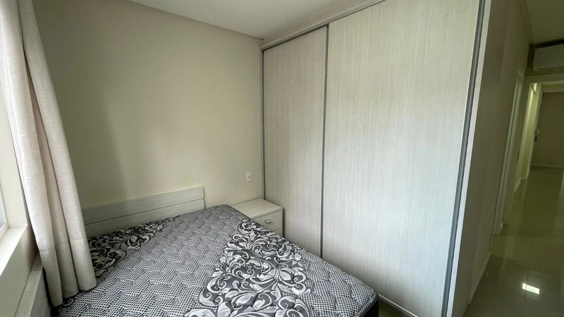 APARTAMENTO MOBILIADO EM MEIA PRAIA: 10ª foto da galeria de imagens do imóvel