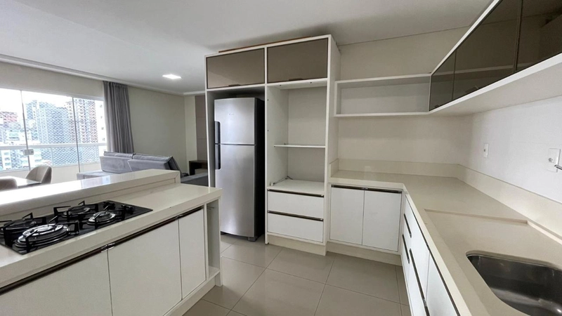 APARTAMENTO MOBILIADO EM MEIA PRAIA: 24ª foto da galeria de imagens do imóvel