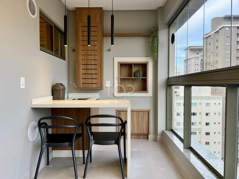 APARTAMENTO MOBILIADO EM MEIA PRAIA: 5ª foto da galeria de imagens do imóvel