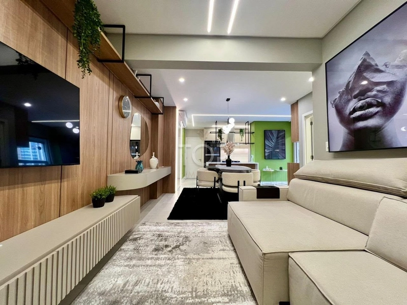 APARTAMENTO MOBILIADO EM MEIA PRAIA: 2ª foto da galeria de imagens do imóvel