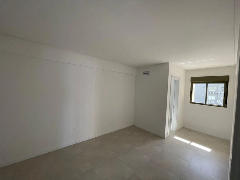 APARTAMENTO COM VISTA MAR EM MEIA PRAIA: 8ª foto da galeria de imagens do imóvel