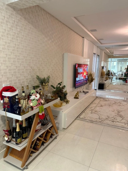 APARTAMENTO 4 SUÍTES EM MEIA PRAIA: 9ª foto da galeria de imagens do imóvel