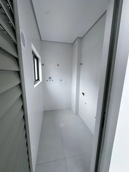 APARTAMENTO EM MEIA PRAIA: 15ª foto da galeria de imagens do imóvel
