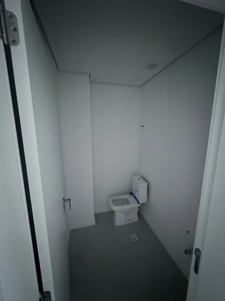 APARTAMENTO EM MEIA PRAIA: 18ª foto da galeria de imagens do imóvel