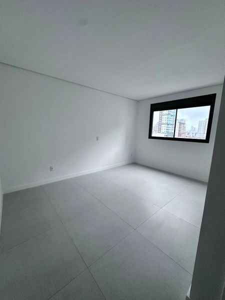 APARTAMENTO EM MEIA PRAIA: 21ª foto da galeria de imagens do imóvel