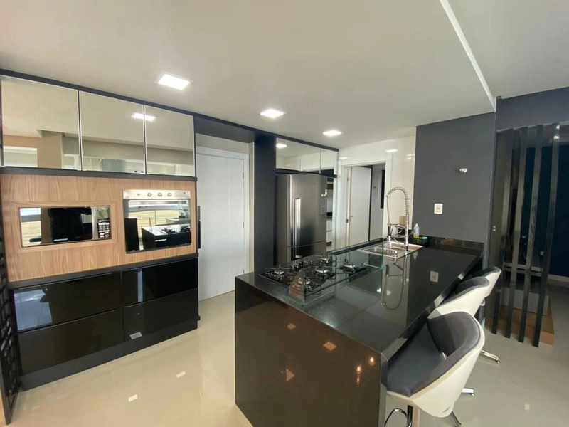 APARTAMENTO EM MEIA PRAIA: 8ª foto da galeria de imagens do imóvel