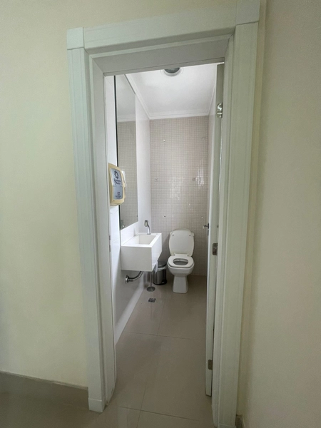 APARTAMENTO EM MEIA PRAIA: 36ª foto da galeria de imagens do imóvel