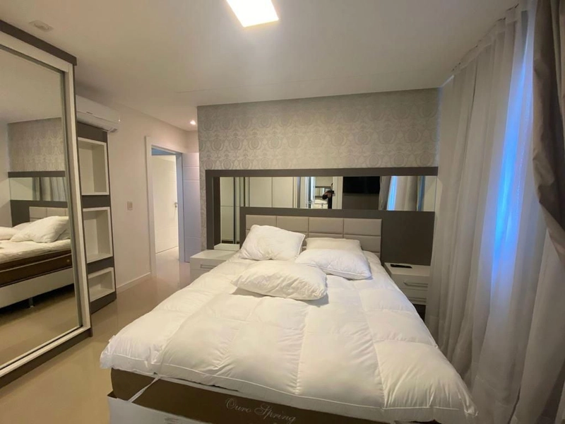 APARTAMENTO EM MEIA PRAIA: 27ª foto da galeria de imagens do imóvel