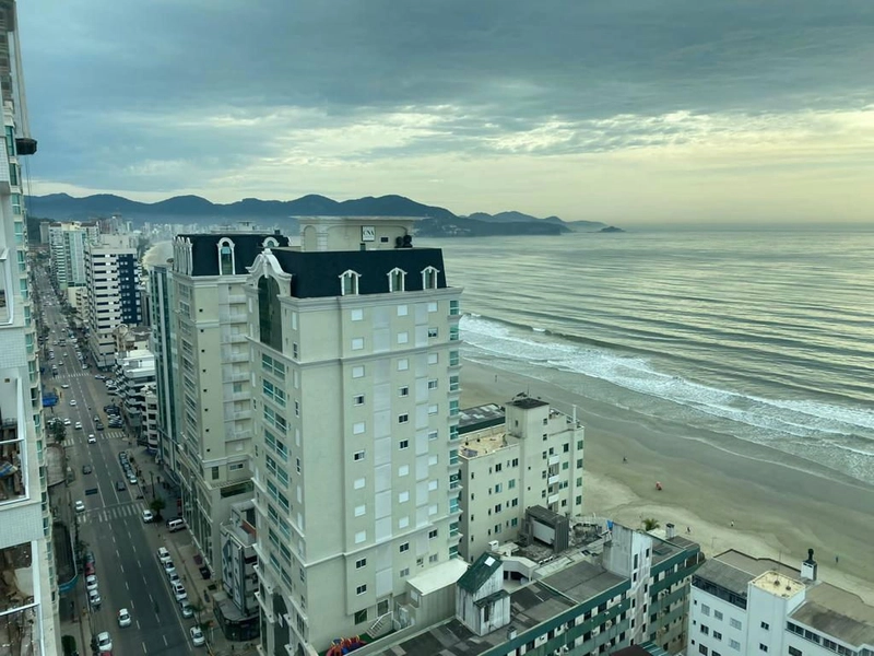 APARTAMENTO EM MEIA PRAIA: 34ª foto da galeria de imagens do imóvel