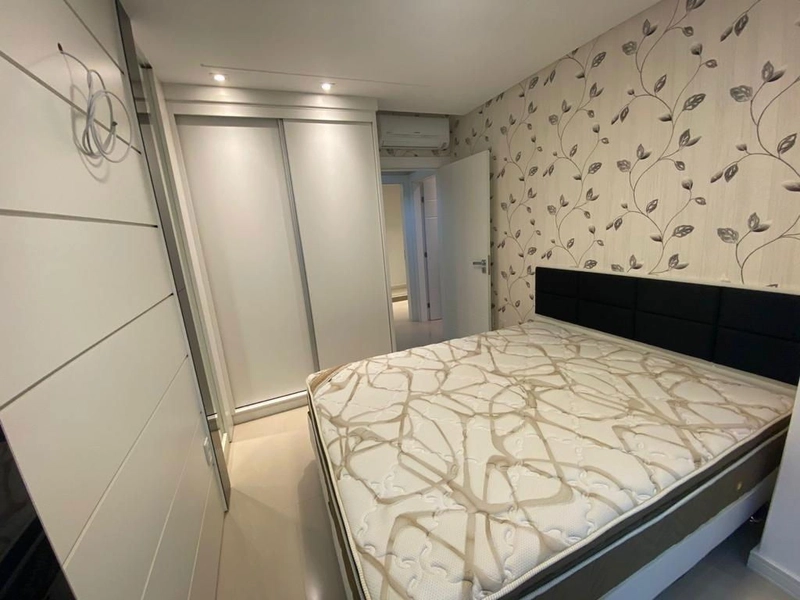 APARTAMENTO EM MEIA PRAIA: 22ª foto da galeria de imagens do imóvel