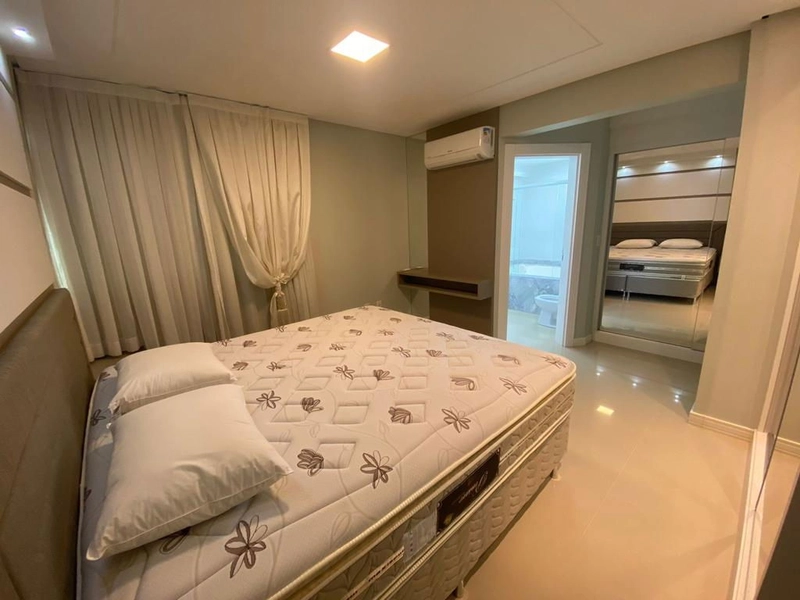 APARTAMENTO EM MEIA PRAIA: 17ª foto da galeria de imagens do imóvel