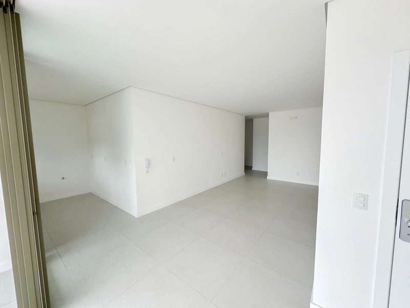 APARTAMENTO EM MEIA PRAIA: 14ª foto da galeria de imagens do imóvel
