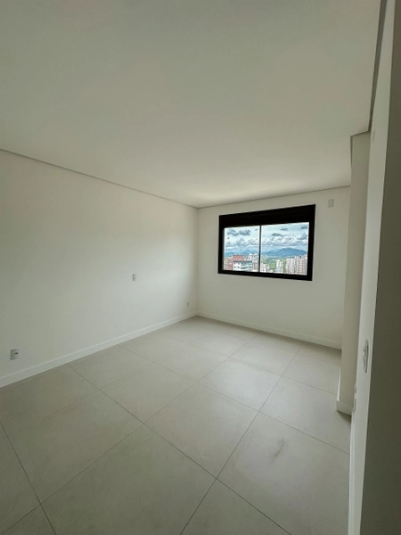 APARTAMENTO EM MEIA PRAIA: 5ª foto da galeria de imagens do imóvel
