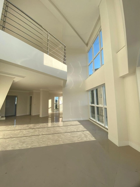COBERTURA DUPLEX EM MEIA PRAIA: 5ª foto da galeria de imagens do imóvel