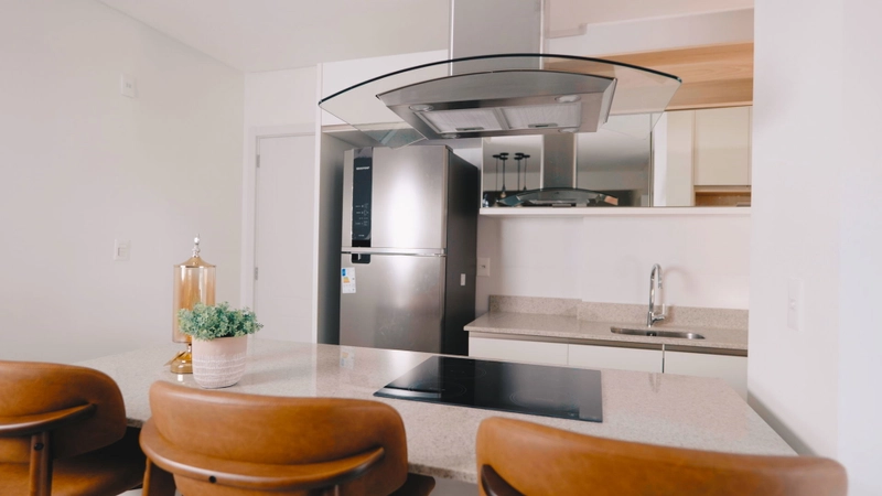 APARTAMENTO EM MEIA PRAIA: 7ª foto da galeria de imagens do imóvel