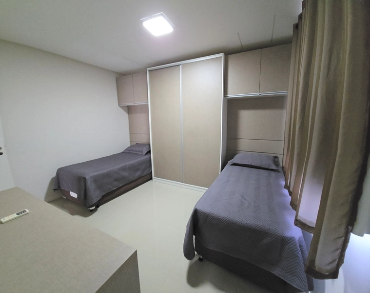 APARTAMENTO MOBILIADO EM MEIA PRAIA: 20ª foto da galeria de imagens do imóvel